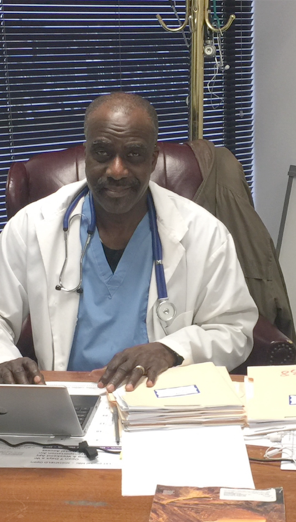 Neck pain chiropractic care at a Houston chiropractic clinic